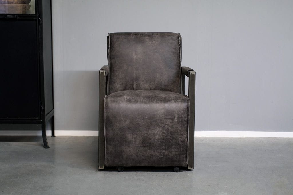 Industrieller Esszimmerstuhl Mountain | mit Armlehne | industriell eckig – Bild 9