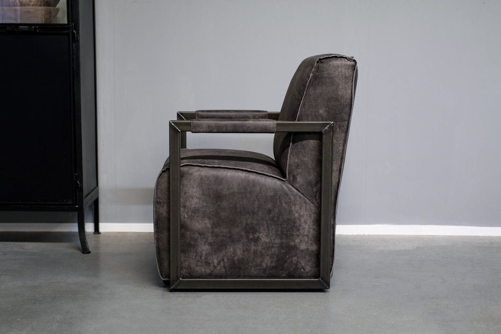 Industrieller Esszimmerstuhl Mountain | mit Armlehne | industriell eckig – Bild 10