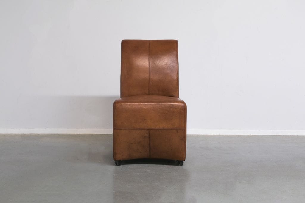 Industrieller Esszimmerstuhl Zoë | mit Griff – Bild 4