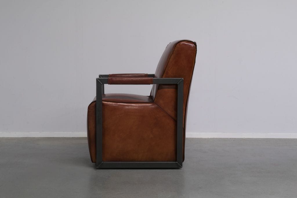 Industrieller Esszimmerstuhl Mountain | mit Armlehne | industriell eckig – Bild 6