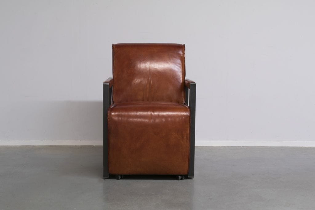 Industrieller Esszimmerstuhl Mountain | mit Armlehne | industriell eckig – Bild 4